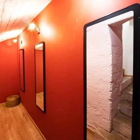 De Charme - Videoprojecteur Et Spa En Centre アパート